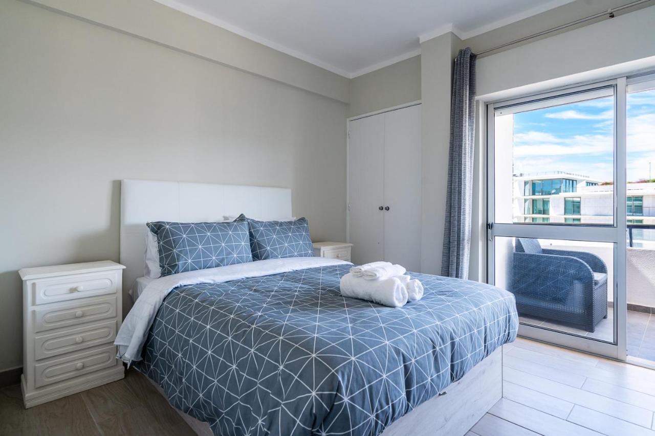 Beachfront Apartment In Armacao Armacao de Pera Exterior photo
