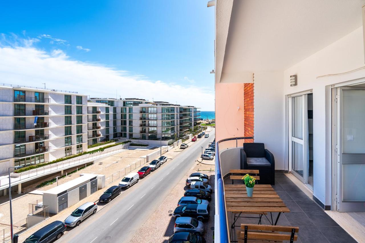 Beachfront Apartment In Armacao Armacao de Pera Exterior photo